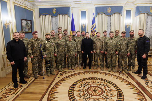 Zelenskyy Presents Territorial Defense Warriors with State Awards President of Ukraine Volodymyr Zelenskyy Presents Territorial Defense Warriors with State Awards in Kyiv, Ukraine on 5 October 2026, Credit:Office of the President of Ukraine B66 Avalon Kyiv, Ukraine  Copyright: xOfficexofxthexPresidentxofxUkrainex xB66x xAvalonx 1140815277