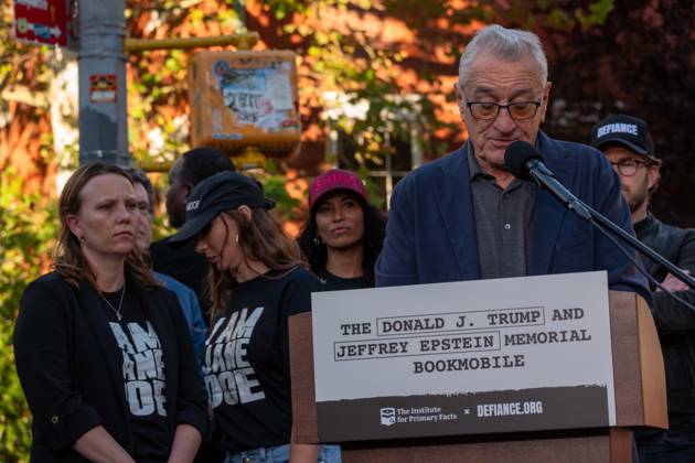 Press Conference to Release the Epstein Files New York, NY- October 5: Epstein survivors, Rep. Dan Goldman, Robert De Niro, Rosie O™Donnell, Rosanna Arquette, speak hold a press conference about releasing the remaining Epstein files, protecting survivors; opening federal criminal investigations for justice and accountability; and passing the Epstein Files Transparency Act II on October 5, 2026. Credit: Camara Porter AdMedia EDITORIAL USE ONLY  Copyright: xx CamaraxPorter AdMediax admphotosthree019237