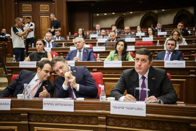ARMENIA, YEREVAN - OCTOBER 6, 2026: The Strong Armenia Party Head Narek Karpetyan, Secretary Tigran Abrahamyan and member David Kazinyan (L-R front) are pictured during the 2nd session of the Armenian National Assembly of the 9th convocation Yerevan Armenia  - ZUMAt113 20261006_zaa_t113_028 Copyright: xAlexanderxPatrinx