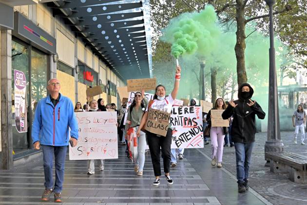 Student protest in Liege on 06 10 2026 LIEGE, BELGIUM - OCTOBER 06 : Students protest against the ministerial reform on September on October 6, 2026 in Liege, Belgium, 06 10 2026 ( Liege Belgium  Copyright: xSesx