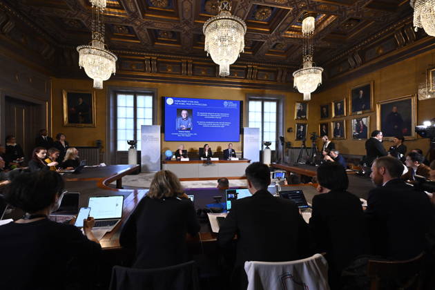Francis Halzen is announced as the recipient of the 2026 Nobel Prize in Physics during a press conference at the Royal Swedish Academy of Sciences in Stockholm, Sweden, on October 6, 2026 STOCKHOLM SWEDEN x10430x  Copyright: xChristinexOlsson TTx SWEDEN NOBEL PRIZE 2026 PHYSICS JepxcELwdqw