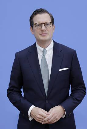 Prof. Dr. Moritz Hennemann, Bundesbeauftragter für den Datenschutz und die Informationsfreiheit (BfDI), Deutschland, Berlin, Bundespressekonferenz, Thema: Amtsantritt des neuen Bundesdatenschutzbeauftragten: Schwerpunkte der künftigen Arbeit