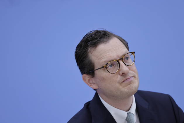 Prof. Dr. Moritz Hennemann, Bundesbeauftragter für den Datenschutz und die Informationsfreiheit (BfDI), Deutschland, Berlin, Bundespressekonferenz, Thema: Amtsantritt des neuen Bundesdatenschutzbeauftragten: Schwerpunkte der künftigen Arbeit