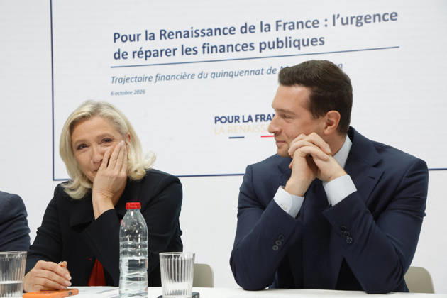 Marine Le Pen and Jordan Bardella Press Conference - Paris Head of the Parliamentary group and candidate for the 2027 Presidential election Marine Le Pen, President of French far-right Rassemblement National (RN) party Jordan Bardella and Jean-Philippe Tanguy, economy expert during a press conference in Paris, France on October 6 2026. Photo by Henri Szwarc ABACAPRESS.COM Paris France  Copyright: xSzwarcxHenri ABACAx