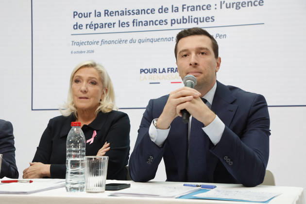 Marine Le Pen and Jordan Bardella Press Conference - Paris Head of the Parliamentary group and candidate for the 2027 Presidential election Marine Le Pen, President of French far-right Rassemblement National (RN) party Jordan Bardella and Jean-Philippe Tanguy, economy expert during a press conference in Paris, France on October 6 2026. Photo by Henri Szwarc ABACAPRESS.COM Paris France  Copyright: xSzwarcxHenri ABACAx