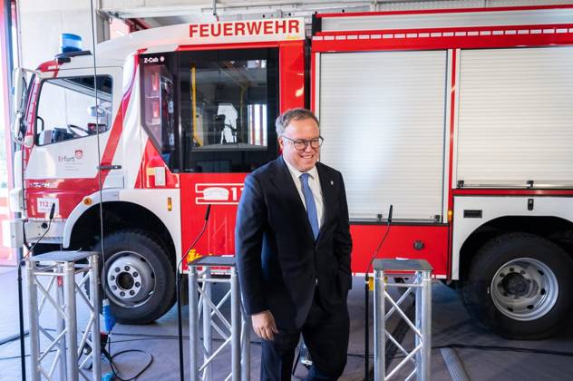 THÜRINGER LANDESREGIERUNG TRITT ERSTMALS ZUM SICHERHEITSKABINETT ZUSAMMEN ** NUR FÜR REDAKTIONELLE ZWECKE ** EDITORIAL USE ONLY **<p>06 10 2026-Erfurt: Die Thüringer Landesregierung kommt im Gefahrenabwehrzentrum Süd in Erfurt erstmals zu einem Sicherheitskabinett zusammen. Gemeinsam mit Vertretern der Sicherheitsbehörden und der Bundeswehr berät das Kabinett über den Schutz vor hybriden Bedrohungen, Cyberangriffen und Drohnen sowie über Krisenvorsorge und den Operationsplan Deutschland. Ministerpräsident Mario Voigt (im Foto), Innenminister Georg Maier und Finanzministerin Katja Wolf informieren anschließend über die Ergebnisse. ( Deutschland Thueringen Erfurt Copyright: SaschaxFromm