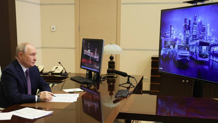Russia Putin Energy Storage Systems 9258565 06.10.2026 Russian President Vladimir Putin holds a meeting via video link on the development of energy storage systems at the Novo-Ogaryovo state residence, outside Moscow, Russia. Vyacheslav Prokofiev Sputnik Novo-Ogaryovo Russia  Copyright: xVyacheslavxProkofievx