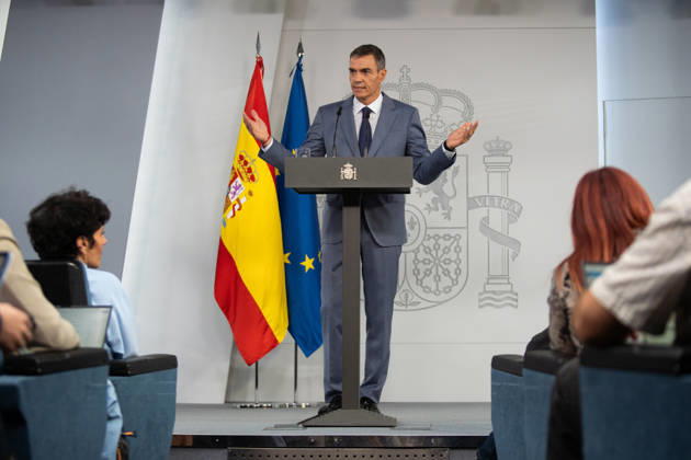 IPA89366914 - MADRID, SPAIN. October 6, 2026. Spanish Prime Minister Pedro Sanchez during a press conference at the Moncloa, one day after announcing new early general elections for November 29.  Copyright: xFrancescoxMilitelloxMirtox xx IPA89366914