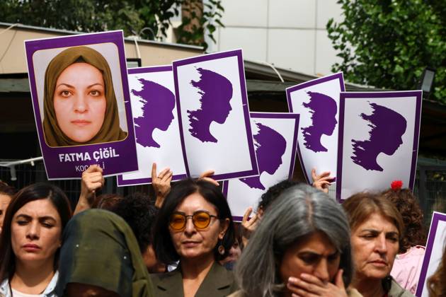 ‘Women’s Justice and Memory Vigil’ against femicide in Diyarbakir, Turkey - 6 Oct 2026 Female protesters carry placards and posters with the images of female victims of murder during a demonstration against femicide. The Amed Network for Combating Violence launched a Women s Justice and Memory Vigil to protest the femicide. The vigil is set to last ten weeks, participants display photographs of murdered women in front of the Diyarbakir Courthouse. Representatives from numerous political parties and civil society organizations supported the event. Speeches were delivered during the protest, alleged speeches that murders committed by men were obscured and left unresolved and labeled as suicides, accidents, or suspicious deaths. Diyarb Copyright: xMehmetxMasumxSuerx xSOPAxImagesx kdn03_MMSuer