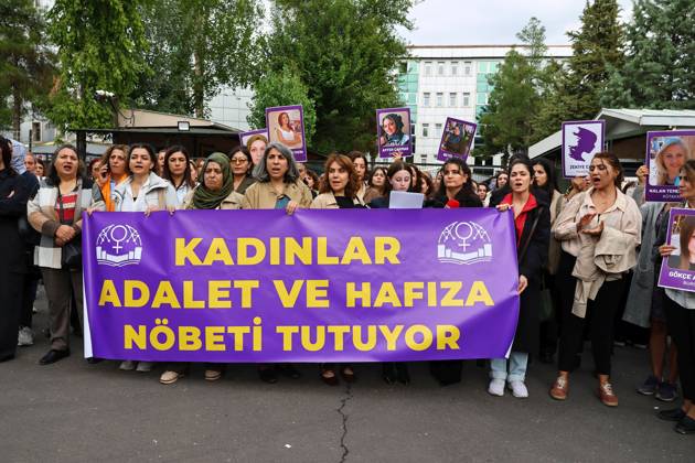 October 6, 2026, Diyarbakir, Turkey: Female protesters carry placards with the images of female victims of murder and hold a banner reading Women are holding a vigil for justice and remembrance as they chant slogans during a demonstration against femicide. The Amed Network for Combating Violence launched a Women s Justice and Memory Vigil to protest the femicide. The vigil is set to last ten weeks, participants display photographs of murdered women in front of the Diyarbakir Courthouse. Representatives from numerous political parties and civil society organizations supported the event. Speeches were delivered during the protest, alleged speeches that murders committed by men were obscured and left unresolved and labeled as suici - ZUMAs197 20261006_aaa_s197_060 Copyright: xMehmetxMasumxSuerx