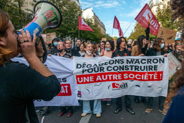 Student Demonstration - Paris Tens of thousands of high school students marched from République to Nation, protesting the lack of staff and resources, class sizes deemed too large, the condition of certain school buildings, and the Parcoursup college admissions system. A coalition of National Education unions—including the FSU, CGT, FO, CFDT, Unsa, Sud, and Solidaires—joined the protest, on October 6, 2026, in Paris, France. Photo by Denis Prezat ABACAPRESS.COM Paris France Copyright: xPrezatxDenis ABACAx