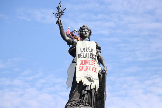 High school and university students protest in Paris PARIS, FRANCE - OCTOBER 6, 2026: Thousands of high school and university students gather at Place de la Republique in Paris, France, on October 6, 2026, during a day of mobilization to protest a lack of resources in the French education system and their study conditions. Teachers, trade unionists and parents also take part in the demonstration. Protesters hold placards and flags as a large police presence is deployed around the demonstration. Umit Donmez Anadolu Paris France. Editorial use only. Please get in touch for any other usage.  Copyright: x2026xAnadoluxUmitxDonmezx
