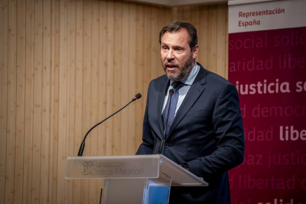 Yolanda Díaz speaks at the event Democracy and International Solidarity The Minister of Transportation and Sustainable Mobility, Óscar Puente, speaks during the event Democracy and International Solidarity in the Past: A Driving Force for Building the Future, on October 6, 2026, in Madrid, Spain. The event was held to mark the 50th anniversary of the German Friedrich Ebert Foundation (Friedrich Ebert Stiftung) delegation, FES in Spain October 6, 2026 YOLANDA ECONOMY DEMOCRACY MINISTER LABOR ON FOOT Madrid, Spain  Copyright: xA.xPÃ rezxMecax 7825154