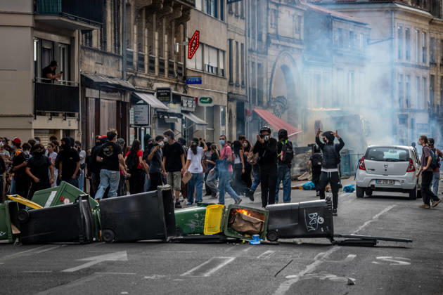 October 6, 2026, Bordeaux, Nouvelle-Aquitaine, France: On October 6, 2026, nearly 9,000 people march through Bordeaux. Initially called around social demands, the demonstration takes on a strong high school student character as large numbers of young people join. Bordeaux France - ZUMAh207 20261006_zip_h207_019 Copyright: xFabricexHebertx