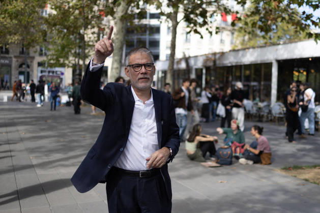 Student Demonstration - Paris RL French deputy and general secretary of the french socialist party Olivier Faure take part in a demonstration as part of a nationwide day of actions called by high-school students, joined by unions and teachers, who for days have been demanding better learning conditions in protests punctuated by violent confrontations in Paris on October 6, 2026. Photo by Raphael Lafargue ABACAPRESS.COM Paris France  Copyright: xLafarguexRaphael ABACAx
