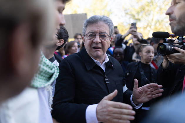 Student Demonstration - Paris RL President of La France Insoumise LFI Jean Luc Melenchon takes part in a demonstration as part of a nationwide day of actions called by high-school students, joined by unions and teachers, who for days have been demanding better learning conditions in protests punctuated by violent confrontations in Paris on October 6, 2026. Photo by Raphael Lafargue ABACAPRESS.COM Paris France  Copyright: xLafarguexRaphael ABACAx