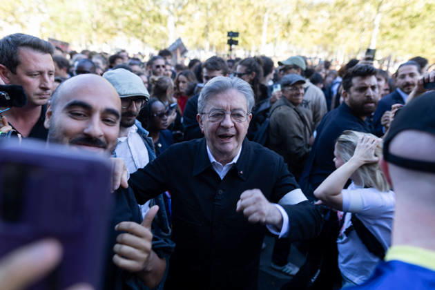 Student Demonstration - Paris RL President of La France Insoumise LFI Jean Luc Melenchon takes part in a demonstration as part of a nationwide day of actions called by high-school students, joined by unions and teachers, who for days have been demanding better learning conditions in protests punctuated by violent confrontations in Paris on October 6, 2026. Photo by Raphael Lafargue ABACAPRESS.COM Paris France  Copyright: xLafarguexRaphael ABACAx