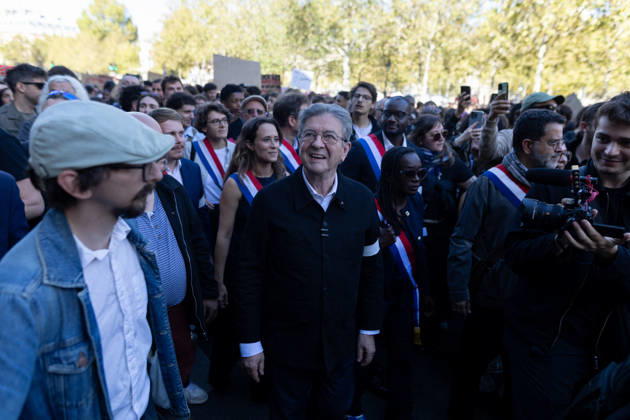 Student Demonstration - Paris RL President of La France Insoumise LFI Jean Luc Melenchon takes part in a demonstration as part of a nationwide day of actions called by high-school students, joined by unions and teachers, who for days have been demanding better learning conditions in protests punctuated by violent confrontations in Paris on October 6, 2026. Photo by Raphael Lafargue ABACAPRESS.COM Paris France  Copyright: xLafarguexRaphael ABACAx