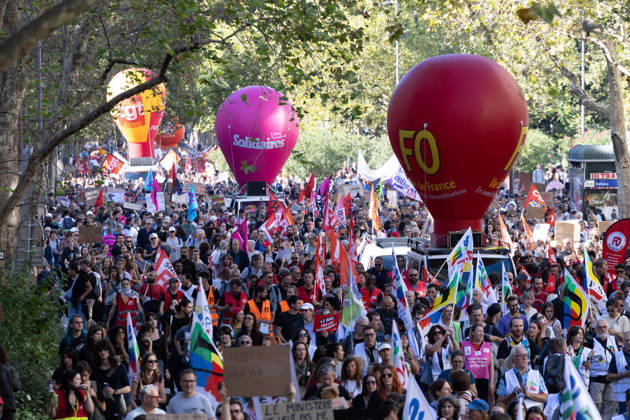 Student Demonstration - Paris RL General view of protesters during a demonstration as part of a nationwide day of actions called by high-school students, joined by unions and teachers, who for days have been demanding better learning conditions in protests punctuated by violent confrontations in Paris on October 6, 2026. Photo by Raphael Lafargue ABACAPRESS.COM Paris France  Copyright: xLafarguexRaphael ABACAx