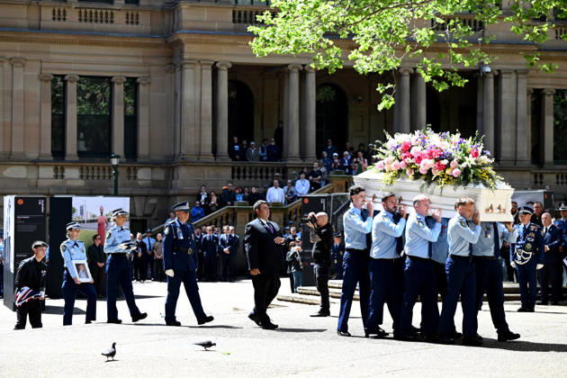 MIA LAY FUNERAL, Pallbearers carry the casket during the funeral service for NSW Police Constable Mia Lay at St Andrew s Cathedral, in Sydney, Wednesday, October 7, 2026. Constable Mia Lay, 20, died when the marked vehicle she was a passenger in crashed into a tree early on September 25 in the Sydney suburb of Redfern. ( NO ARCHIVING SYDNEY NEW SOUTH WALES Australia  Copyright: xDANxHIMBRECHTSx 20261007192703888888