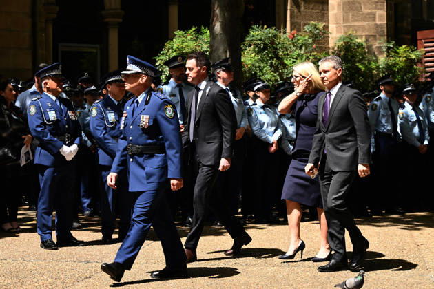 MIA LAY FUNERAL, NSW Premier Chris Minns, Police Minister Yasmin Catley and Federal Member for Kingsford Smith Matt Thistlewaite, arrive at the funeral service for NSW Police Constable Mia Lay at St Andrew s Cathedral, in Sydney, Wednesday, October 7, 2026. Constable Mia Lay, 20, died when the marked vehicle she was a passenger in crashed into a tree early on September 25 in the Sydney suburb of Redfern. ( NO ARCHIVING SYDNEY NEW SOUTH WALES Australia  Copyright: xDANxHIMBRECHTSx 20261007130750428710