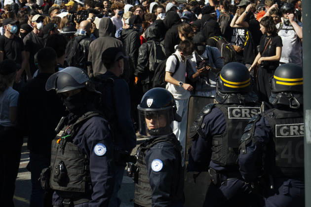 High School And University Student Protest - Toulouse CRS officers at the end of a demonstration. Protests by secondary school pupils and students calling for improvements to their living and learning conditions, supported by the trade unions CGT, FO, FSU and Solidaires. France, Toulouse, 6 October 2026. Photo by Patricia Huchot-Boissier AbacaPress.com. Toulouse OCCITANIE France  Copyright: xHuchot-BoissierxPatricia ABACAx
