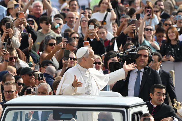 RECORD DATE NOT STATED Italy, Rome,Vatican 2026-10-07 : Pope Leo XIV during his weekly general audience in St Peter s Square Italy, Rome,Vatican 2026-10-07 : Pope Leo XIV during his weekly general audience in St Peter s Square Copyright alessia.giuliani CPP EDITORIAL USE ONLY - NO BOOKS Copyright: xAlessiaxGiuliani Catholicpressphotox