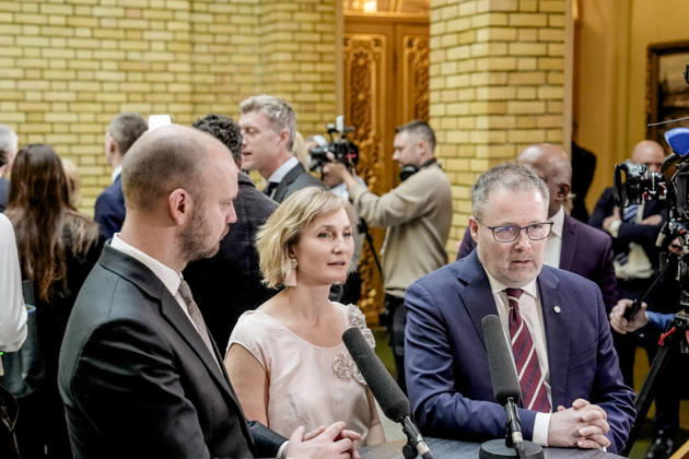 Statsbudsjett 2027 Oslo 20261007. Mimir Kristjansson (R), Marthe Hammer (SV) og Bjorn Arild Gram (Sp) etter fremleggelsen av statsbudsjettet for 2027. Foto: Terje Bendiksby NTB Oslo Norge nYCU-zfaf_A EDITORIAL USE ONLY Ref:_BNC_POLnYCU-zfaf_A.jpg Copyright: xTerjexBendiksbyx xNTBx
