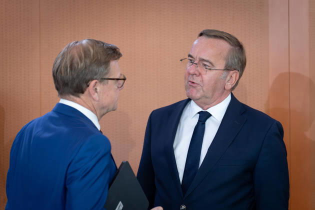 Kabinettsitzung, Bundesregierung, Auftakt Auftakt, Kabinettsitzung, Bundesregierung, Boris Pistorius, Bundesverteidigungsminister, Johann Wadephul, Bundesaußenminister Berlin Berlin GER