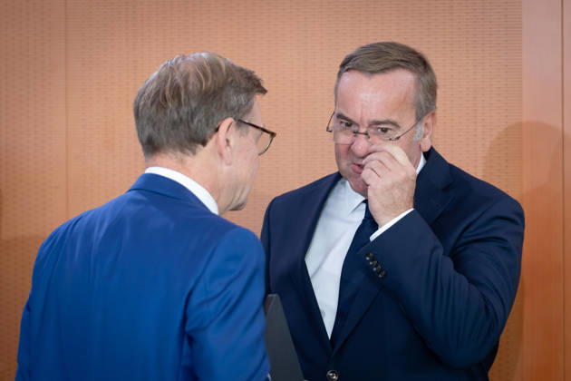 Kabinettsitzung, Bundesregierung, Auftakt Auftakt, Kabinettsitzung, Bundesregierung, Boris Pistorius, Bundesverteidigungsminister, Johann Wadephul, Bundesaußenminister Berlin Berlin GER