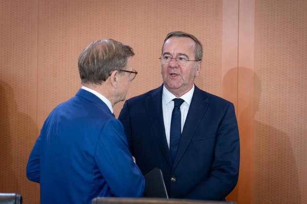 Kabinettsitzung, Bundesregierung, Auftakt Auftakt, Kabinettsitzung, Bundesregierung, Boris Pistorius, Bundesverteidigungsminister, Johann Wadephul, Bundesaußenminister Berlin Berlin GER