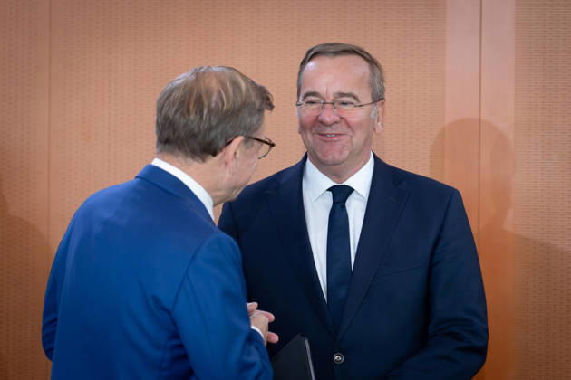Kabinettsitzung, Bundesregierung, Auftakt Auftakt, Kabinettsitzung, Bundesregierung, Boris Pistorius, Bundesverteidigungsminister, Johann Wadephul, Bundesaußenminister Berlin Berlin GER