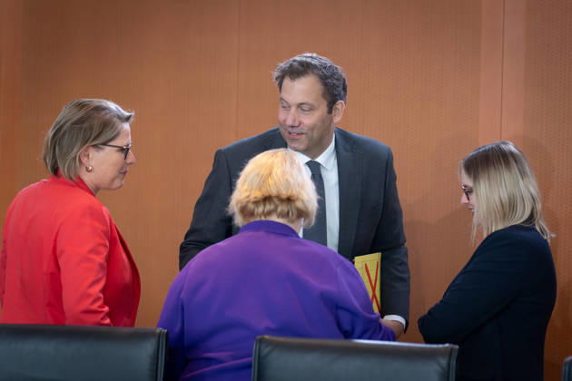 Kabinettsitzung, Bundesregierung, Auftakt Auftakt, Kabinettsitzung, Bundesregierung, Lars Klingbeil, Bundesfinanzminister, Vizekanzler Berlin Berlin GER