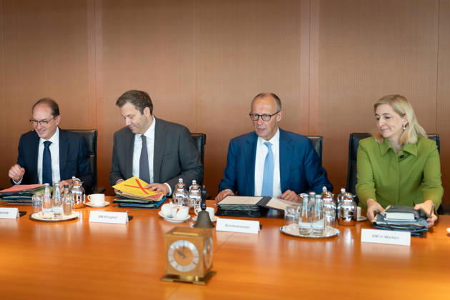 Kabinettsitzung, Bundesregierung, Auftakt Auftakt, Kabinettsitzung, Bundesregierung, Bundeskanzler, Friedrich Merz, Kanzleramtsministerin, Nina Warken, Lars Klingbeil, Bundesfinanzminister, Vizekanzler, Alexander Dobrindt, Bundesinnenminister Berlin Berlin GER
