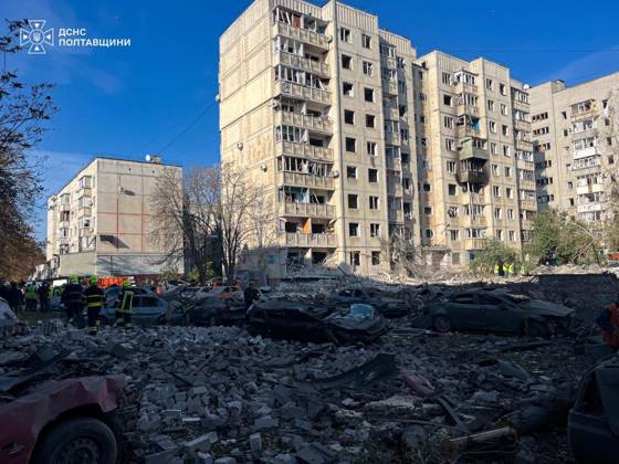 Rescuers search debris after Russian attack hits Kremenchuk in Poltava KREMENCHUK, UKRAINE - OCTOBER 07: (----EDITORIAL USE ONLY - MANDATORY CREDIT - STATE EMERGENCY SERVICE OF UKRAINE HANDOUT - NO MARKETING NO ADVERTISING CAMPAIGNS - DISTRIBUTED AS A SERVICE TO CLIENTS----) Search and rescue operations continue in a residential area following a Russian strike on Kremenchuk in Ukraine s Poltava region on October 07, 2026. At least two people were killed and dozens of civilians, including a child born in 2012, were injured as emergency workers comb through debris and heavily damaged residential structures across the site. State Emergency Service of Ukraine Anadolu Kremenchuk Ukraine. Editorial use only. Please get in touch for any othe  Copyright: x2026xAnadoluxStatexEmergencyxServicexofxUkrainex