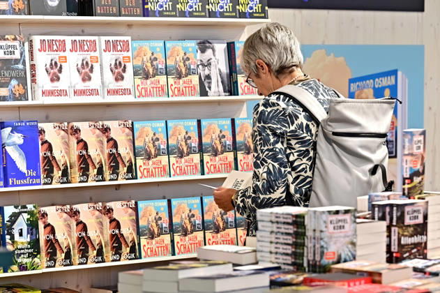 Frankfurter Buchmesse 2026. Besucher der Frankfurter Buchmesse am 07.10.2026. 20261007MWI151277
