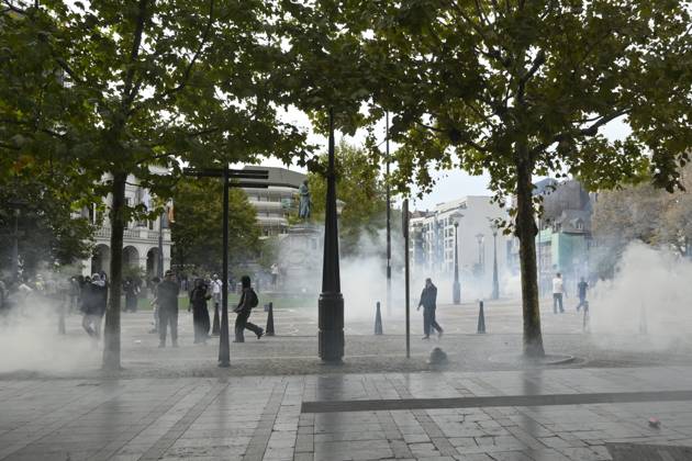 Liege Students Protest Against Austerity Measures 07 10 2026 LIEGE, BELGIUM Degradation at Place Saint-Lambert: Students protesting against the austerity measures introduced by the Wallonia-Brussels Federation (FWB) government are pictured in Liege, Belgium, on October 7, 2026. ( Liege Belgium  Copyright: xPhilipxReynaersx