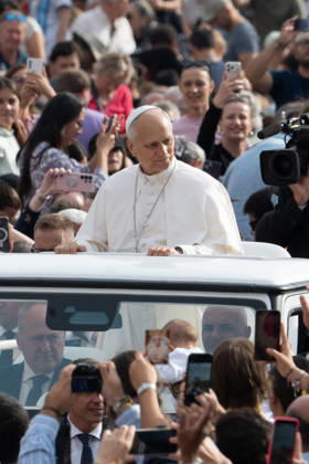 His Holiness Pope Leo Xiv Attends a Weekly General Audience at St Peter s Square in The Vatican Pope Leo XIV Rome 7 October 2026 His Holiness Pope Leo XIV attends a weekly general audience at St Peter s Square in The Vatican Vatican City on October 7, 2026. Photo by Andrea Bracaglia ABACAPRESS.COM Vatican City Vatican City Vatican (or Holy See)  Copyright: xBracagliaxAndrea ABACAx