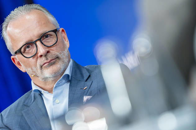 Carsten Knobel EUR, Deutschland, Berlin, 07.10.2026: Carsten Knobel CEO Henkel Europe besucht die in Berlin stattfindene Jubiläumsveranstaltung von 80 Jahre Handelsblatt und 100 Jahre WirtschaftsWoche.