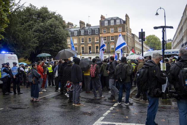 Pro-Israel Counter-Protest Disrupts Pro-Palestine Student March Russell Square, London, October 7, 2026 A pro-Palestine student march travelled from Lincoln™s Inn Fields towards Russell Square, where pro-Israel counter-protesters gathered with Israeli flags and placards. The counter-protest disrupted the student demonstration as police maintained a presence and kept the two groups separated., Credit:Zak Irfan Avalon  Copyright: xZakxIrfanx xAvalonx 1141227594