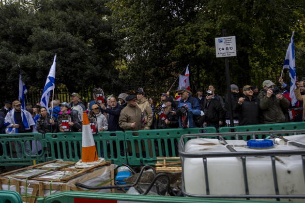 Pro-Israel Counter-Protest Disrupts Pro-Palestine Student March Russell Square, London, October 7, 2026 A pro-Palestine student march travelled from Lincoln™s Inn Fields towards Russell Square, where pro-Israel counter-protesters gathered with Israeli flags and placards. The counter-protest disrupted the student demonstration as police maintained a presence and kept the two groups separated., Credit:Zak Irfan Avalon  Copyright: xZakxIrfanx xAvalonx 1141227604
