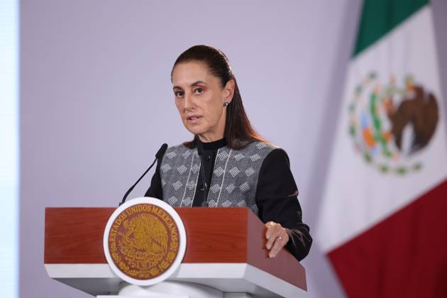 October 7, 2026: TO-45384- CIUDAD DE MEXICO,2026-10-07. Mexican President Claudia Sheinbaum Pardo leads her daily morning press briefing at the National Palace in Mexico City Joined by Luisa Maria Alcalde the briefing addressed plans for renewable energy expansion with CFE constitutional reforms regarding nepotism and federal updates on US relations and legislative approvals. Clasos.com.mx - ZUMAcs4_ 20261007_faa_cs4_127 Copyright: xLuisxMarinx