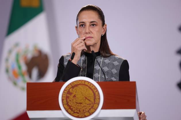 October 7, 2026: TO-45384- CIUDAD DE MEXICO,2026-10-07. Mexican President Claudia Sheinbaum Pardo leads her daily morning press briefing at the National Palace in Mexico City Joined by Luisa Maria Alcalde the briefing addressed plans for renewable energy expansion with CFE constitutional reforms regarding nepotism and federal updates on US relations and legislative approvals. Clasos.com.mx - ZUMAcs4_ 20261007_faa_cs4_124 Copyright: xLuisxMarinx