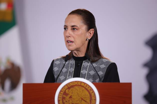 October 7, 2026: TO-45384- CIUDAD DE MEXICO,2026-10-07. Mexican President Claudia Sheinbaum Pardo leads her daily morning press briefing at the National Palace in Mexico City Joined by Luisa Maria Alcalde the briefing addressed plans for renewable energy expansion with CFE constitutional reforms regarding nepotism and federal updates on US relations and legislative approvals. Clasos.com.mx - ZUMAcs4_ 20261007_faa_cs4_131 Copyright: xLuisxMarinx