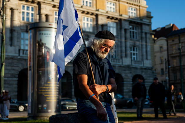 Several hundred people marked the third anniversary of the attacks on Israel by the Palestinian terrorist group Hamas at a gathering titled We Will Not Forget!, organised by the Czech Society of Friends of Israel, in front of the Rudolfinum concert hall in Jan Palach Square in Prague centre, Czech Republic, October 7, 2026. (CTKxPhoto OndrejxDeml) CTKPhotoP2026100707250  CTKPhotoP2026100707250