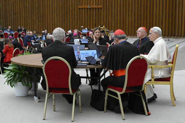 Pope Leo XIV Leads The Meeting ‘Ten years After Amoris laetitia’ - Vatican Pope Leo XIV attends the meeting ‘Ten years after Amoris laetitia’ at the Vatican on October 7, 2026. Pope Leo XIV convoked a meeting with the heads of the Eastern Churches and the Presidents of the Bishops Conferences on the occasion of the 10th anniversary of Amoris Laetitia. Pope Leo XIV encouraged Bishops from around the world to share what has emerged in their Churches over the ten years since the publication of Pope Francis’ Apostolic Exhortation on love in the family ‘Amoris laetitia’, and urged them to courageously confront the questions and difficulties that families face today. Photo by (EV) Simone Risoluti Vatican Medial ABACAPRESS.COM Rome  Copyright: xABACAx