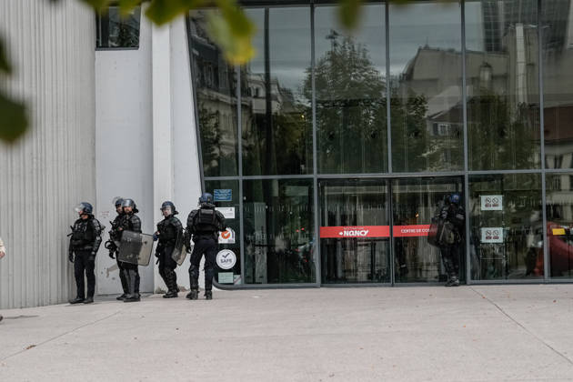 Protest against eduction conditions in Nancy NANCY, FRANCE - OCTOBER 7: A heavy police presence is deployed at the scene as students take to the streets to protest education conditions in Nancy, France, on October 7, 2026. Students are taking part in a nationwide high-school mobilization over school conditions and demands for greater education resources, while security units remain deployed around several locations in the city. Muhammed Said Tako Anadolu Nancy France. Editorial use only. Please get in touch for any other usage.  Copyright: x2026xAnadoluxMuhammedxSaidxTakox