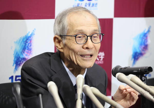 October 7, 2026, Tokyo, Japan - Japanese chemist Kenso Soai of professor emeritus at the Tokyo University of Science (TUS) speaks at a press conference as he won the Nobel Prize in Chemistry at the TUS campus Tokyo on Wednesday, October 7, 2026. Soai and French chemist Henri Kagan won the prize to discover non-linear effects and autocatalysis in asymmetric organic synthesis (photo by Yoshio Tsunoda AFLO)  aflo_354085463