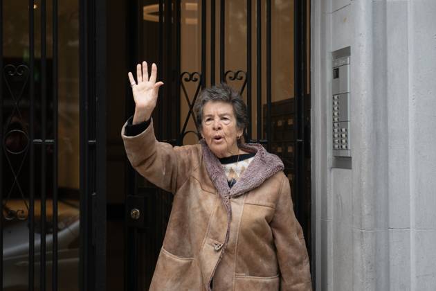 Maricarmen, the 87-year-old woman evicted from her home in Madrid, has died. File photo: Maricarmen celebrates the postponement of her eviction until October 29, 2025, in Madrid, Spain. Maricarmen, 87 years old and with a 50% disability rating, has lived there for nearly seventy years, ever since her family signed a traditional lease in 1956. Fernando Sá, Madrid, Madrid, Spain Copyright: xFernandoxSanchezx 7827241
