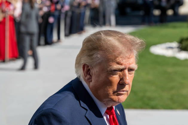 October 7, 2026, Washington, District Of Columbia, United States: President DONALD TRUMP speaks to reporters on the South Lawn of the White House before departing for San Antonio, Texas, where he is scheduled to headline a midterm campaign rally at Freeman Coliseum as Republicans seek to boost turnout and support candidates including Texas Attorney General KEN PAXTON. Washington United States - ZUMAk206 20261007_znp_k206_022 Copyright: xMattxKaminskyx